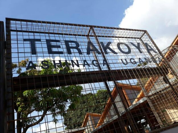 metal artwork kampala (27)